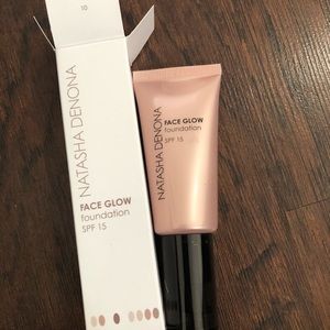 Natasha Denona face glow foundation 10